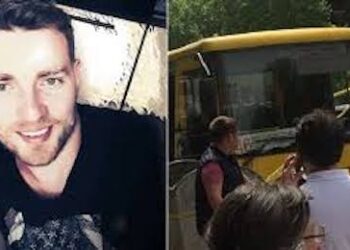 დღეს დილას ავტობუსში ერთი ქალი მოშტერებულად მიყურებდა, ბოლოს ამომასხა და ისეთი რამ ვუთხარი ყველამ მე შემომხედა…