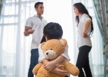 ჩემი მეუღლის მშობლებს ვუთხარით სოფელში წასულიყვნენ საცხოვრებლად და ამის სულაც არ გვცხვენია… ჩვენს ადგილას ყველა ასე მოიქცეოდით