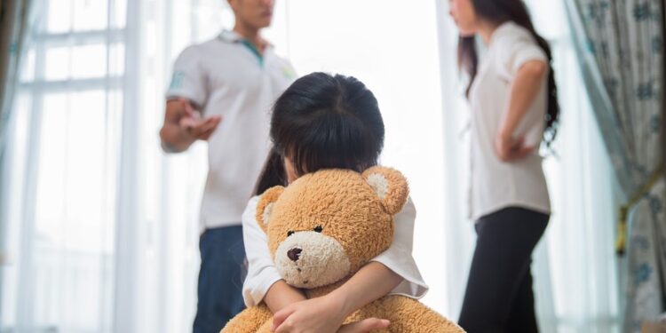 ჩემი მეუღლის მშობლებს ვუთხარით სოფელში წასულიყვნენ საცხოვრებლად და ამის სულაც არ გვცხვენია… ჩვენს ადგილას ყველა ასე მოიქცეოდით