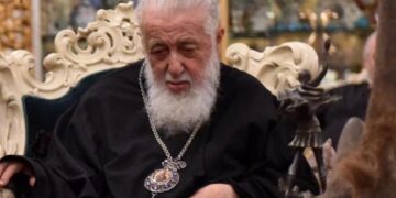 როგორ უნდა მოიქცეთ, იმ შემთხვევაში თუ ოჯახში ვიღაც ავად არის? – ილია მეორის დარიგება