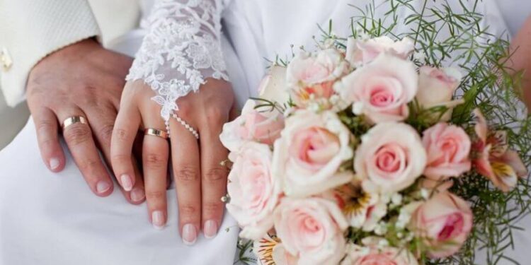 წყვილს რამდენიმე დღეში ქორწილი უნდა გადაეხადა და ყველაფერი დაგეგმეს, მაგრამ ქორწილის დღეს არცერთი სტუმარი მოვიდა.. მაგრამ როდესაც მიზეზი გაიგეს ყველა გაოცდა..