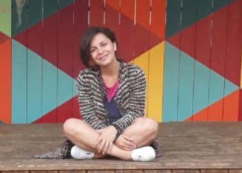 “ჩემსა და თქვენს საქართველოს – არ უყვარს ცოცხალი გმირები…. უნდა მოკვდე” – რა სკანდალურ პოსტს ავრცელებს დინა მირცხულავა