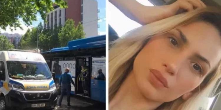 რას წერენ ბავშვებზე, რომლებსაც მამამ დედა საზოგადოებრივ ტრანსპორტში თვალწინ მოუკლა – „ავტობუსში მხეცის მიერ მოკლული გოგო, 4 წლის წინ, დიაბეტიანი ბავშვების მშობლების ჯგუფს შემოუერთდა“