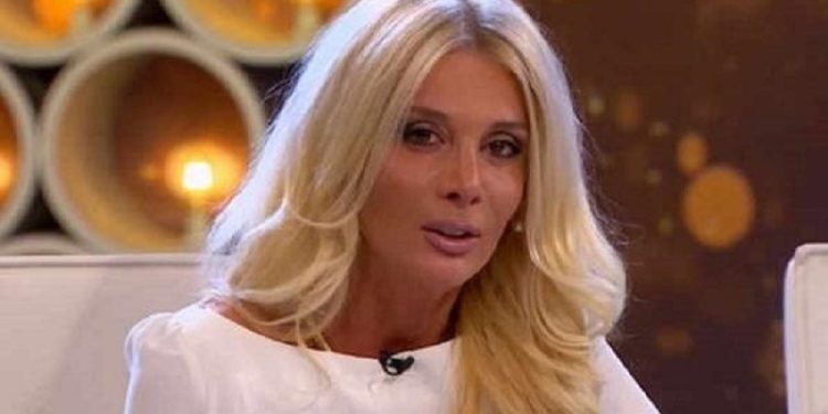 „ერთადერთი ჩემს თავზე ერთი მეტეორს არ გადაუვლია, თორემ, სხვა აბსოლუტურად ყველაფერი გამოვიარე, ამიტომ კარგად დაფიქრდით სანამ…” – ვის მიმართავს ნინო ნადირაძე?