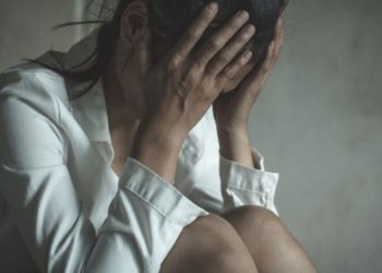 „მოკლედ, ბიძაშვილის ხელშეწყობით მომიტაცა, თუმცა მშობლებმა დარჩენა მირჩიეს და მეც დავრჩი. საბოლოოდ ისე მოხდა რომ 2 წლის შემდეგ ჩემს შეყვარებულს შევხვდი.. ახლა კი არ ვიცი როგორ უნდა მოვიქცე…