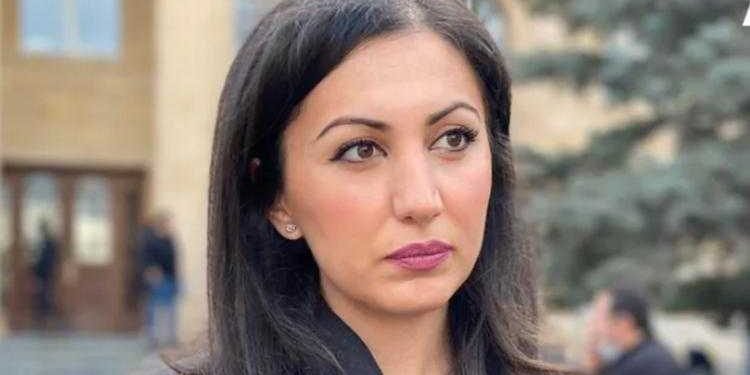 „არც არავინ მომკვდარა და არც სამყაროს დასასრული დამდგარა, რეალურად ასეთი ძლიერი არასოდეს ვყოფილვარ!“ – რას წერს თამთა თოდაძე, რომელიც ყოფილ დეპუტატს სექსუალურ ძალადობაში ადანაშაულებს