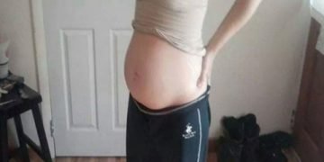 ახალგაზრდა ფეხმძიმე ქალმა საკუთარ ფეისბუკ გვერდზე ეს ფოტო გამოაქვეყნა, რამდენიმე დღეში კი პოლიციამ დააკავა… – ნახეთ რა შენიშნა პოლიციამ ფოტოზე