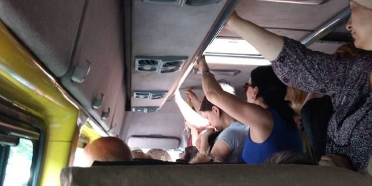 „მარშუტის მძღოლს ეხვეწებოდა გააჩერეოო, 2 წუთში კი კივილი დაიწყო, ყველა მგზავრი ვამხნევემდით, მძღოლი კი ამ დროს…” – რა მოხდა 34 ნომერ მარშუტკაში