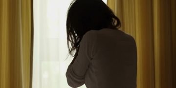 “ნუ ხარ ასეთი საწყალი გულის, თორემ დას და დედას ვინ დაეძებს, ყველა დაგჩაგრავს, არავინ ამოგიდგება მხარშიო..”