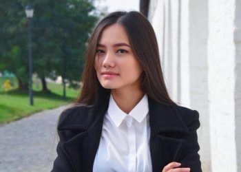 ყაზახეთში 35 წლის ასაკში გარდაიცვალა გოგონა, რომელიც გარკვეული მიზეზით 300 კაცთან იწვა