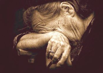 მეგონა, შვილებს ფეხზე ვაყენებდი და თურმე ვაქცევდი