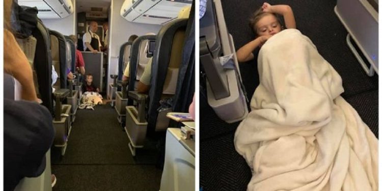 “ბიჭუნამ ყვირილი და ხელების ქნევა დაიწყო… ცრემლების შეკავება ძალიან მიჭირს ამ ამბის მოყოლისას…” – რა გაუკეთეს თვითმფრინავის მგზავრებმა აუტისტ ბიჭუნას