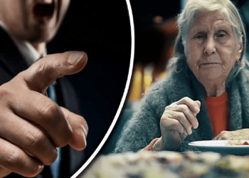 რესტორნის მენეჯერმა საყვარელი მოხუცი ქალი გააგდო რესტორნისან, მაგრამ მან არც კი იცოდა ვინ იყო ის სინამდვილეში