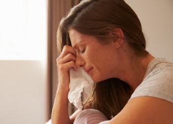 “მეუღლეს სხვა ქალისთვის მიწერილი სასიყვარულო მესიჯები ვუპოვე” თავი ვერ მოვთოკე და ქმართან საშინლად ვიჩხუბე, ის კი თავს იმით იმართლებდა, რომ…