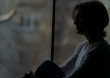 უკვე 14 წელი უცხო მიწაზე – 62 წლის ქართველი ქალს წერილიი საბერძნეთიდან, რომელიც 3 შვილს და 5 შვილიშვილს არჩენს..