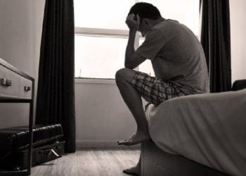 მოულოდნელად ჩემი ცოლის დაქალი კალთაში ჩამიჯდა.. ახლა კი არვიცი როგორ მოვიქცე