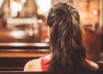 “ახლობლებმა შეჭამეს ქალი, შე სულელო, ქმრად უფროსი სჯობია, არაფერს მოგაკლებს და დედოფალივით გაცხოვრებსო…”