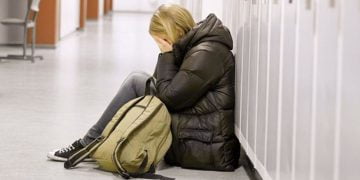 სკოლის მოსწავლემ, რომელიც მასწავლებელმა ტუალეტში არ გაუშვა, კომპენსაციის სახით 1,25 მილიონი მიიღო