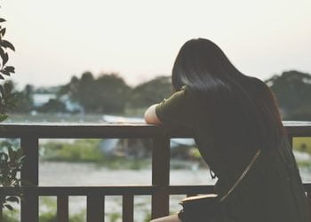 24 წლის გავთხოვდი. ჩემი მეუღლე 25 წლის იყო. მთელი 3 წელი გვიყვარდა ერთმანეთი, თუმცა ქორწინების პირველივე დღეს საშინლად იმედგაცრუებული დავრჩი…