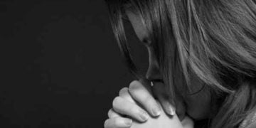 ქართველი ემიგრანტი ქალის წარმოუდგენელი ამბავი – ნახეთ როგორ მოექცნენ სამი შვილის დედას საფრანგეთში