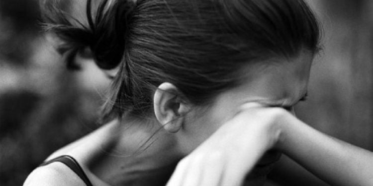 „და უცებ მომესმა ქალის ყვირილი ქართულად – რა გინდათ, რაა? მაინც და მაინც თავი მოვიკლა…?“ – ქართველი ემიგრანტი