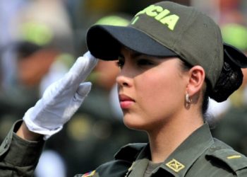 რამდენიმე თვის განმავლობაში დავსდევდი საკუთარ ქმარს, არა ეჭვიანი ან სიყვარულით გონებადაკარგული ქალი, არამედ როგორც პოლიციელი.. თუმცა ამ ყველაფრს წარმოუდგენელი დასასრული ჰქონდა