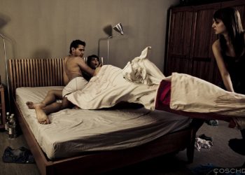 როგორ მოახერხა ქმარმა თავის გამართლება ცოლთან, როდესაც ის სახლში სხვასთან შეისწრო