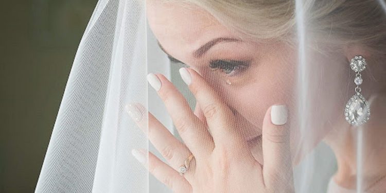 „ჩემი ქორწილის დღეს ჩემი უახლოესი მეგობარი დამეღუპა, დედამთილმა კი ცეკვა მაიძულა.. დაღუპულის ოჯახის წევრებმა კი ისეთი რამ შემომითვალეს ცხოვრება აღარ მინდოდა”