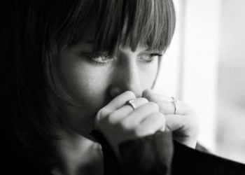 „დედაჩემს და მამაჩემს დასანახად ვეღარ ვიტან.. მინდა, ორივეს ვუთხრა, რისი ღირსებიც არიან ამის გამო, თუმცა ამასაც ვერ ვბედავ…”