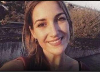 გუშინ ნახალოვკაში ერთი წყვილის ჩხუბს შევესწარი… გოგო კუთხეში იჯდა და ტირილით ეუბნებოდა…