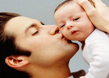 „ძალიან მრცხვენია იმის თქმის, რაც მინდა.. თუმცა შეიძლება ყველა მამას იგივე პრობლემა აქვს” – მცირეწლოვანი შვილის მამის წარმოუდგენელი აღსარება