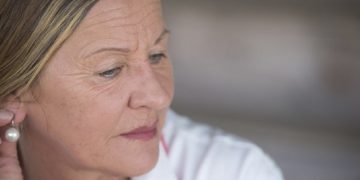 არვიცი რამდენად ცუდად ვიქცევი, როდესაც ჩემს ნათესავებს სამაგიეროს ამ ფორმით ვუხდი, მაგრამ ის მეზობელი ჩემთვის მათზე მეტი ნათესავია