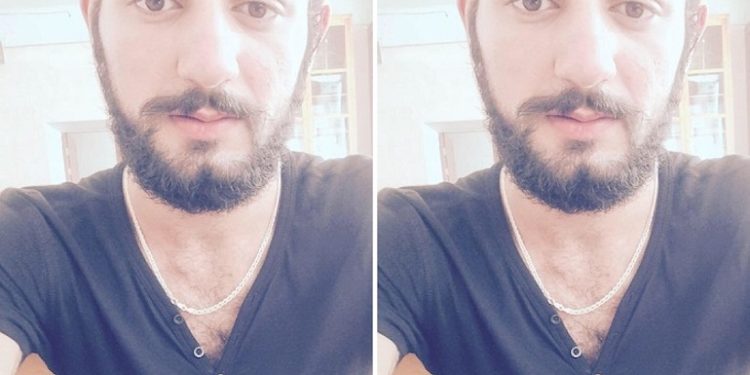 გოგონა გავიცანი და თავისთან დამპატიჟა, ცოტახანში დალევა დავიწყეთ და მაგრად დავთვერით… ბოლოს ტანსაცმელი გავიხადეთ და უცაბ კარზე კაკუნის ხმა გავიგეთ…