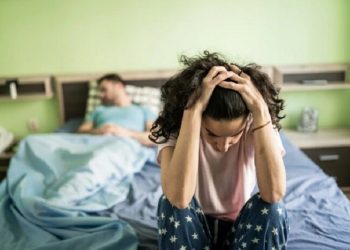 ახლახანს გავიგე, რომ ჩემი დაქალი ჩემი ქმრის საყვარელია.. ვერ ვხვდები რა უნდა გავაკეთო..