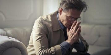 „უკვე ქორწილიც და მომავალიც სრულად დაგეგმილი გვქონდა.. გვიან გავიგე, რომ თუ ქალის ნდობა არაფრით არ შეიძლება. არვიცი როგორ მოვიქცე..“ – ახალგაზრდა ჯარისკაცის წერილი