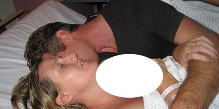 მშობლებმა მშობიარობისას დაღუპულ შვილთან გამოთხოვება მოისურვეს.. თუმცა ისეთი რამ მოხდა, ამ მოვლენას ახსნა ჯერ ვერავინ მოუძებნა