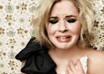 “გვიან მივხვდი ჩემმა საუკეთესო დაქალმა ბავშვის მონათვლაზე უარი რატომ მითხრა.. მაშინ წამოდგენაც კია რ მქონდა რისი მკადრებელი იყო..“ – ყოფილი ქმრისა და საუკეთესო დაქალის საძებნელად უცხოეთში გადახვეწილი ქალის ამბავი