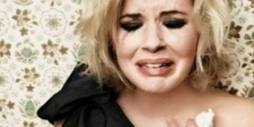 “გვიან მივხვდი ჩემმა საუკეთესო დაქალმა ბავშვის მონათვლაზე უარი რატომ მითხრა.. მაშინ წამოდგენაც კია რ მქონდა რისი მკადრებელი იყო..“ – ყოფილი ქმრისა და საუკეთესო დაქალის საძებნელად უცხოეთში გადახვეწილი ქალის ამბავი