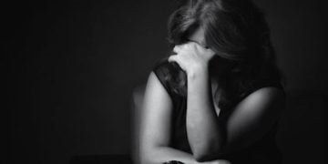 ამ სიტყვების მოსმენა ჩემთვის სიკვდილის ტოლფასი იყო..არადა მერე მივხვდი, რომ მოხუცი, რომელსაც ვუვლიდი,  მართალს მეუბნებოდა, როცა მარიგებდა, ცოტაოდენი ფული შენთვის მოიტოვეო – ემიგრანტი დედის ისტორია..