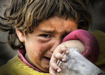 დღეს დილით ქუჩაში ერთი ბავშვი ტიროდა რომელსაც დახეული ტანსაცმელი ეცვა, მივედი და ვკითხე თუ რა ატირებდა.. ჩამეხუტა და ისეთი რამ მითხრა ახლაც შოკში ვარ..