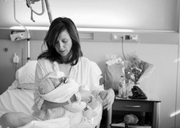 „ამის გამო ყველაფერს ვაკეთებდი, რომ ჩემი შვილი ჩემთან არ ყოფილიყო..“ – ახალგაზრდა ქალის ემოციური წერილი