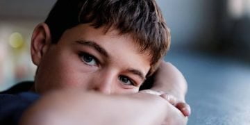 „პადიეზდთან 5-6 წლის ბიჭმა ხურდა მთხოვა.. დახმარების მთხოვნელს საერთოდ არ გავდა.. ფული მივეცი ვიფიქრე ლიფტისთვის უნდა მეთქი.. თუმცა იქვე კორპუსთან მაღაზიაში შევიდა.. შემეშინდა და შევყევი.. თუმცა იქ რაც მოხდა ჩემთვის სრულიად წარმოუდგენელი იყო..“