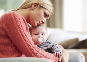 მეორე ბავშვზე ვიყავი ორსულად და სულ მეძინებოდა, იმ დღეს სახლში მარტო ვიყავი, ამასობაში ჩემი ქმარი მოვიდა.. ჯერ ფიზიკურად გამისწორდა, შემდეგ კი დანის მოსატანად გავიდა..