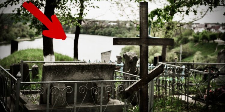 ახალგაზრდა კაცმა უცნაური საფლავი დაინახა, მასზე მხოლოდ ერთი სიტყვა ეწერა -ეს ისტორია შოკში ჩაგაგდებთ