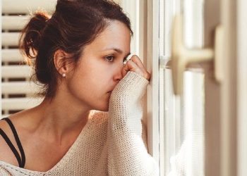 „ნამდვილად არ მინდა 20 წლის შემდეგ, ახალგაზრდა, წარმატებული მამაკაცის “ბებერი ცოლი” ვიყო, თუმცა არც ის ვიცი რა გავაკეთო..” – 24 წლის ქალის წერილი