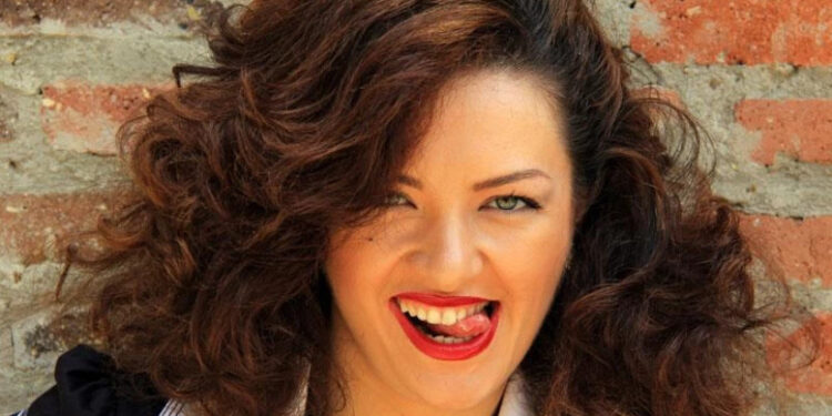 „გადარჩენილი ვარ… აქამდე ვოცნებობდი და ეს ოცნებაც დამენგრა…ეს რა ვნახე და წავიკითხე, ბინძურიცაა და ბინძურიც… ნახეთ, რას წერს ნინი შერმადინი