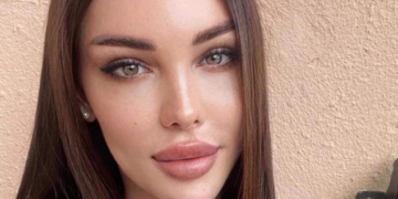 „ამ ბიჭს გიმალავდით 2 წელი“ – ფოტო, რომელიც კესარია აბრამიძემ გამოქვეყნებიდან მალევე წაშალა