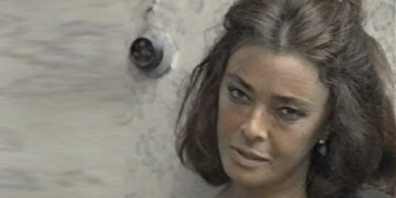 13 წლისა გავთხოვდი; პირველი ბავშვი 14 წლისას შემეძინა, 40 წლისას აღარც შვილები მყავდა და აღარც ქმარი” – მსახიობ ნინო ხომასურიძის ტრაგიკული ისტორია