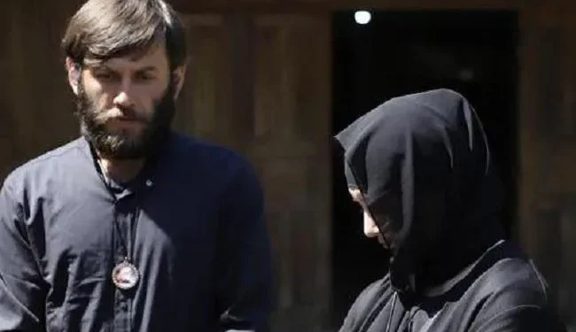 საბერიოს ტრაგედიისას დაღუპული ბავშვების მამა ამბობს, რომ ცოლის დაშორების განზრახვა ვიდეომიმართვით გაიგო – “ერთად გადავიტანეთ ამხელა ტრაგედია. მინდა, ისევ ერთად გავაგრძელოთ ეს ბრძოლა”