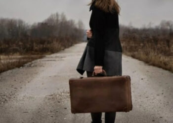 „დედაჩემს ვერ ვპატიობ, რომ…” – ემიგრანტის შვილის ემოციური პოსტი